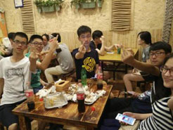 南涧烧烤加盟,学烧烤技术,开烧烤店多少钱疯狂烤翅加盟